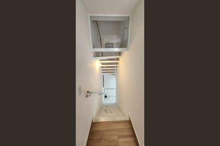 4_photo/94cf078efd.71d57c28792d37c8-ATLAS-89faef2a-8c24-49c6-bfb2-01199c9b8360.jpg de casa de condomínio à venda com 2 quartos, 98m² em Outeiro de Passárgada, Cotia