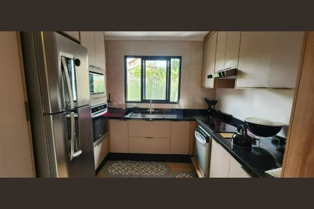 5_photo/94cf078efd.71d57c28792d37c8-ATLAS-edb65eee-8968-44d5-b236-3481458dbc0b.jpg de casa de condomínio à venda com 2 quartos, 98m² em Outeiro de Passárgada, Cotia