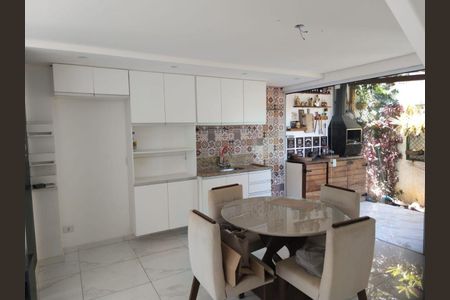 5_photo/94cf078f13.cba3da746242e602-ATLAS-2990d3df-ca02-41e4-bd27-97924fb3d1e0.jpg de casa à venda com 3 quartos, 86m² em Outeiro de Passárgada, Cotia