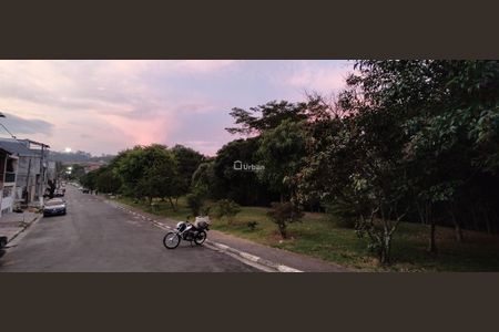 3_photo/94cf078f6d.6c623372c172fc17-ATLAS-2bab3ca5-38cc-4ea7-bcc9-c4c3b57222f3.jpg de apartamento à venda com 2 quartos, 65m² em Centro, Cotia