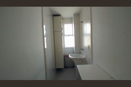 6_photo/94cf078fa9.1c5ee5b12bdcf8f7-ATLAS-0a3b5263-b0be-4cf5-8b91-235f00a72216.jpg de apartamento à venda com 2 quartos, 48m² em Outeiro de Passárgada, Cotia