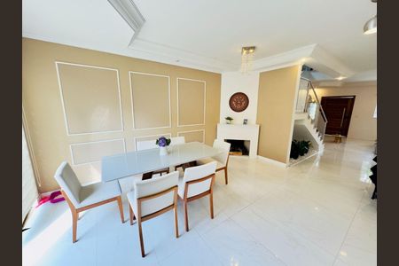 4_photo/94cf0792a3.e6e1c947b02cf8fb-ATLAS-4eb2904c-91f7-4b82-9dd8-e341a9c2ac1f.jpg de casa de condomínio à venda com 4 quartos, 216m² em Jardim Atalaia, Cotia