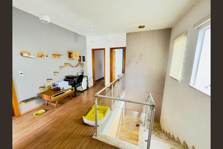 6_photo/94cf0792a3.e6e1c947b02cf8fb-ATLAS-9b18be88-cb31-4d6b-a9af-a5ea9d0724f0.jpg de casa de condomínio à venda com 4 quartos, 216m² em Jardim Atalaia, Cotia