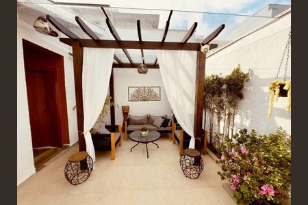 3_photo/94cf0792a3.e6e1c947b02cf8fb-ATLAS-a10c37d1-ce30-4fed-b032-bff466710325.jpg de casa de condomínio à venda com 4 quartos, 216m² em Jardim Atalaia, Cotia