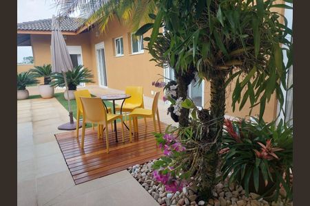 11_photo/94cf0792f1.1987c265c069de70-ATLAS-26d2c2f4-b3ee-4d6d-80a6-e87eb87bef4a.jpg de casa à venda com 3 quartos, 300m² em Jardim Atalaia, Cotia