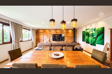 6_photo/94cf07980b.1ad5fb952b026013-ATLAS-a3e495a0-d40e-4cbf-8d3e-7dbbf2ccf79f.jpg de casa à venda com 3 quartos, 333m² em Jardim Atalaia, Cotia