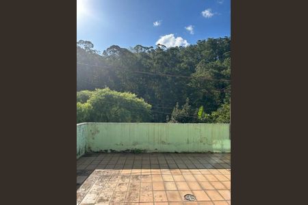 44_photo/94cf079c8f.38153d79977beed0-ATLAS-a46a23fd-e910-4a34-9d97-e3a88784a433.jpg de casa à venda com 3 quartos, 274m² em Centro, Cotia