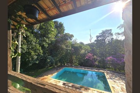 4_photo/94cf07e00f.32a8019b0364636a-ATLAS-71bdc45f-bf81-4cd4-80a5-8aa7acd706f4.jpg de casa à venda com 4 quartos, 380m² em Chácara Recanto Verde, Cotia