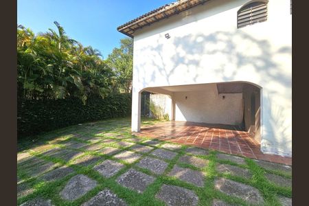 6_photo/94cf07e00f.32a8019b0364636a-ATLAS-c081c4dc-88e2-48d0-855e-d20a713f7340.jpg de casa à venda com 4 quartos, 380m² em Chácara Recanto Verde, Cotia