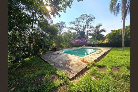 4_photo/94cf07e00f.32a8019b0364636a-ATLAS-e8bf7e7a-19b5-45ff-a3eb-b506055447c5.jpg de casa à venda com 4 quartos, 380m² em Chácara Recanto Verde, Cotia