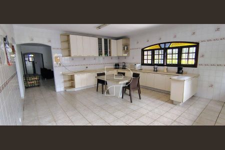 11_photo/94cf07e4b5.9445d083dc68a5ac-ATLAS-36cc3f83-fab0-4677-acd9-2fcac0b0183e.jpg de casa à venda com 4 quartos, 459m² em Jardim Santa Paula, Cotia