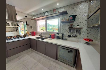 4_photo/94cf07f21b.1718e4b38880259e-ATLAS-2fa3d1e8-5afb-4df6-98a1-5f2a2b6138ae.jpg de casa à venda com 4 quartos, 724m² em Lageadinho, Cotia