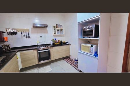 7_photo/94cf07f25b.674efd2a52575d3d-ATLAS-069cc297-afa6-4024-8a10-994df69cea61.jpg de casa à venda com 2 quartos, 91m² em Lageadinho, Cotia