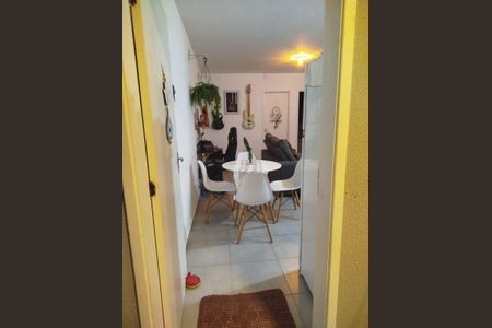 8_photo/94cf07f3b5.ceff8192393c33de-ATLAS-6f8fda2e-494b-4dba-8426-047bff031b3d.jpg de casa à venda com 2 quartos, 60m² em Jardim Santa Paula, Cotia