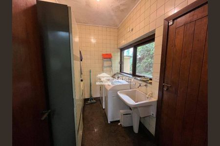 6_photo/94cf07f885.9addaf104e7839af-ATLAS-8f58f1d7-ad09-4ebd-bbff-63f258b8a0b6.jpg de casa à venda com 4 quartos, 340m² em Jardim Santa Paula, Cotia