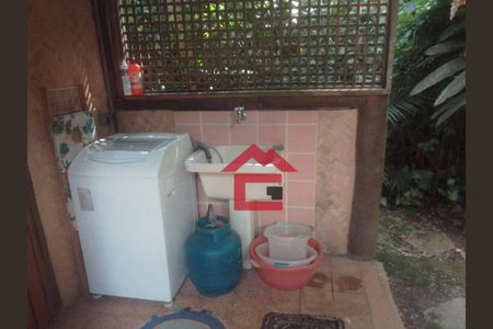 33_photo/94cf07f923.8a3b691a8180766f-ATLAS-e06eda52-035a-4720-b23f-cd16e2ecca5e.jpg de casa à venda com 2 quartos, 115m² em Jardim Santa Paula, Cotia