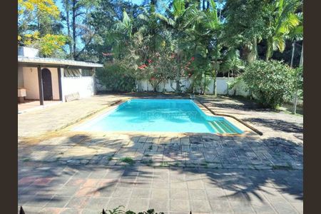 4_photo/94cf07f9a7.b7a28b76476596d7-ATLAS-6fa96830-458d-4f1d-9eaf-5f7f7e4c3050.jpg de casa à venda com 4 quartos, 370m² em Jardim Santa Paula, Cotia