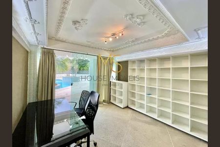 4_photo/94cf07fa2b.f2ed236aecaa8a04-ATLAS-e5d7785d-e12b-43e1-8602-9a37cf4efa3e.jpg de casa à venda com 2 quartos, 1634m² em Jardim Santa Paula, Cotia