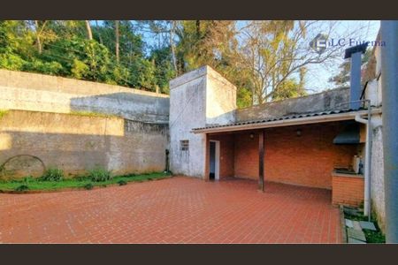 15_photo/94cf0800fb.e023a1231e2ff78f-ATLAS-e4b24f5d-c6bf-4090-ae27-8d3a07259154.jpg de casa à venda com 3 quartos, 335m² em Jardim Santa Paula, Cotia