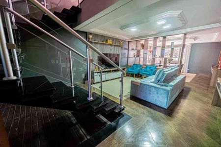 2_photo/94cf080a99.0abb473e952761da-ATLAS-96be9e9e-d667-4dbd-8b6a-678d8e301aa4.jpg de casa à venda com 6 quartos, 420m² em Chácara Recanto Verde, Cotia