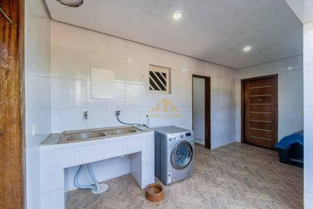 43_photo/94cf080a99.0abb473e952761da-ATLAS-b67ddd41-b81c-48c4-99c8-e48ae3b116be.jpg de casa à venda com 7 quartos, 420m² em Chácara Recanto Verde, Cotia