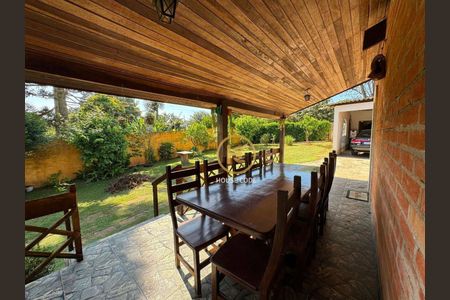 28_photo/94cf09dc33.7da11293e5e8925f-ATLAS-931098f5-9f22-4a9f-bf81-5cf0e0884452.jpg de casa à venda com 6 quartos, 355m² em Chácara Real (Caucaia do Alto), Cotia