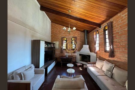 43_photo/94cf09dc33.7da11293e5e8925f-ATLAS-dbce6f6f-4be9-4890-b2f7-7533633cdaa4.jpg de casa à venda com 6 quartos, 355m² em Chácara Real (Caucaia do Alto), Cotia