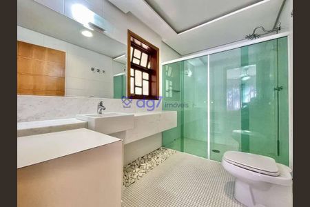 33_photo/94cf09ed3f.a15f321e408d66f6-ATLAS-3a204e6f-3dbe-4947-aee4-102b302d1bf2.jpg de casa à venda com 5 quartos, 446m² em Chácara Remanso (Caucaia do Alto), Cotia