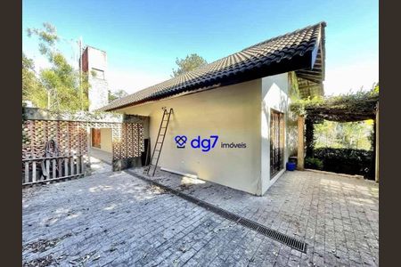 4_photo/94cf09ed3f.a15f321e408d66f6-ATLAS-bb6ad10b-80a9-40c2-bbb6-5d73eb4a5fac.jpg de casa à venda com 5 quartos, 446m² em Chácara Remanso (Caucaia do Alto), Cotia