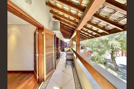 36_photo/94cf09ed3f.a15f321e408d66f6-ATLAS-bd734a75-fb6b-49d9-ae5a-a7b66d79cd35.jpg de casa à venda com 5 quartos, 446m² em Chácara Remanso (Caucaia do Alto), Cotia