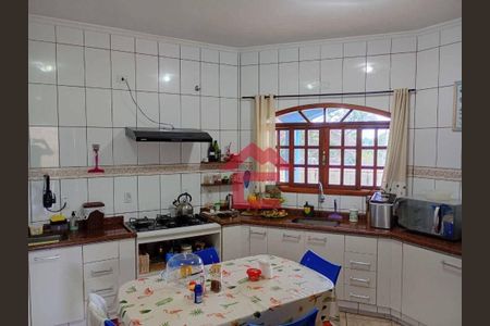 19_photo/94cf09f3c5.b8c4f165c1f119ea-ATLAS-b332f4c5-5ace-42c4-b478-ec1e785f02d2.jpg de casa à venda com 3 quartos, 368m² em Chácara Tropical (Caucaia do Alto), Cotia