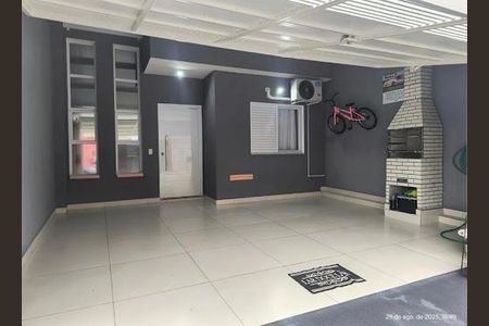 8_photo/94cf2055c7.2f15d505e37c7ac5-ATLAS-9439e86e-5ff1-4d54-ae1f-2d8d7113826a.jpg de casa à venda com 2 quartos, 75m² em Jardim Marambaia II, Jundiaí