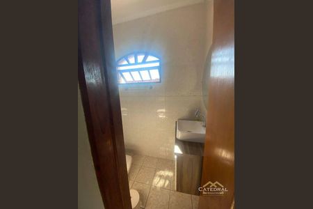 3_photo/94cf209ca5.9fde2b1beaf38236-ATLAS-26bc87a0-fbef-4566-80e9-fa1b31641454.jpg de casa para alugar com 4 quartos, 80m² em Jardim Mirante, Várzea Paulista