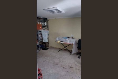 5_photo/94cf20d71f.49c40a4e0c1b1036-ATLAS-4aec5b8e-ed52-4e67-9ce0-176dc05c9fef.jpg de casa à venda com 2 quartos, 150m² em Vila Sao Paulo, Jundiaí