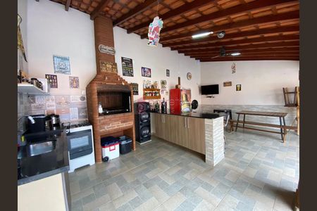 19_photo/94cf20defb.61bdc0c06b760ac2-ATLAS-fdcd97f4-f1e7-4eec-96e9-062080dd6795.jpg de casa à venda com 3 quartos, 281m² em Jardim do Lago, Jundiaí