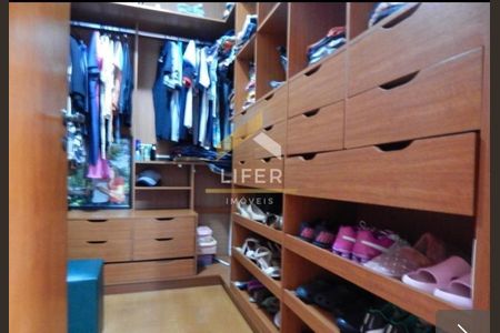 11_photo/94cf20defb.e1794225f5a3cb8d-ATLAS-9c63c104-3ff3-4539-abdc-247a5b40a93e.jpg de casa à venda com 3 quartos, 281m² em Jardim do Lago, Jundiaí