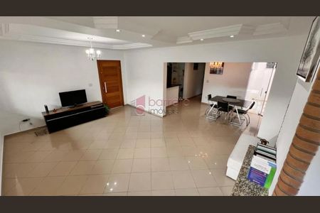 3_photo/94cf20df57.54c69a68f28b54d3-ATLAS-927ffde4-84f8-4eea-aa8a-1d5a6611e7c6.jpg de casa para alugar com 4 quartos, 300m² em Jardim do Lago, Jundiaí