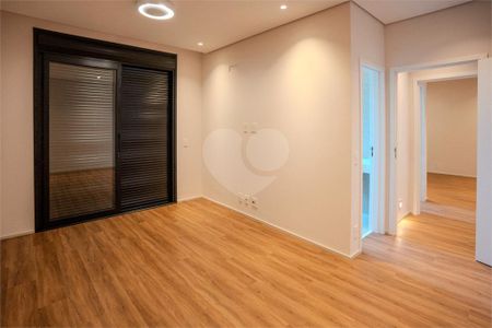 7_photo/94cf2116c3.cce03887c7d72c1f-ATLAS-3d26e67f-7526-4d76-8e5f-e5462f94a975.jpg de casa à venda com 4 quartos, 348m² em Aglomeração Urbana de Jundiaí, Jundiaí