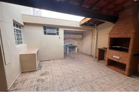 12_photo/94cf212b03.ce8cc74eeaa87803-ATLAS-f24c9e77-c74e-4bd2-b712-eecb8640791c.jpg de casa para alugar com 3 quartos, 143m² em Vila Progresso, Jundiaí