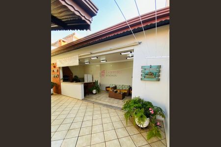 2_photo/94cf21322b.8a734c1c2a3b006e-ATLAS-b1282a26-a51f-44dd-84f7-e4c4c5f6d3d4.jpg de casa à venda com 3 quartos, 233m² em Jardim Santa Julia, Jundiaí