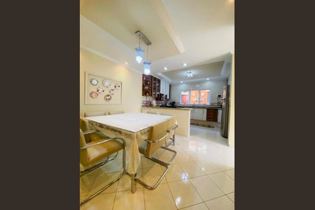 5_photo/94cf21322b.8a734c1c2a3b006e-ATLAS-d86b901c-a165-48eb-a620-bad1aa257a00.jpg de casa à venda com 3 quartos, 233m² em Jardim Santa Julia, Jundiaí