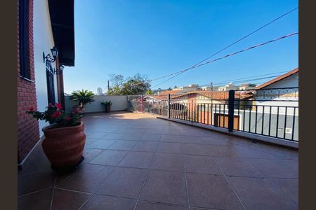 15_photo/94cf21322b.8a734c1c2a3b006e-ATLAS-e2146806-f358-4f75-8c98-eb5d54f7dfc4.jpg de casa à venda com 3 quartos, 233m² em Jardim Santa Julia, Jundiaí