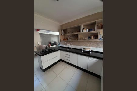 10_photo/94cf21420f.8e14c5f9c2788e57-ATLAS-4639b089-65d6-4e2d-af6c-9265d65f74d5.jpg de casa à venda com 3 quartos, 243m² em Jardim Copacabana, Jundiaí