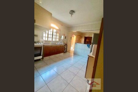 10_photo/94cf21421f.db20ad0f7650a763-ATLAS-a7281815-ebe5-4b36-beab-bb40b4c2faea.jpg de casa à venda com 3 quartos, 187m² em Jardim Copacabana, Jundiaí