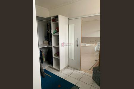 9_photo/94cf214c09.4dd7d17537f926b6-ATLAS-ec96a7ce-fe01-4bed-a638-b2faffc3a268.jpg de casa à venda com 3 quartos, 221m² em Vila Nova Jundiainopolis, Jundiaí