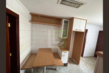 12_photo/94cf241b47.598c66e7e5047e83-ATLAS-b36ff3ff-3bed-41bc-a6a7-39230f79d5d1.jpg de casa de condomínio à venda com 3 quartos, 464m² em Chácara Malota, Jundiaí