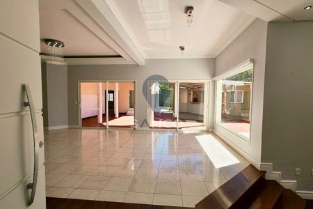 10_photo/94cf2424fd.ae537c11cfa6cc3a-ATLAS-320935dc-7cf6-4dba-adec-3db55bde8a06.jpg de casa para alugar com 4 quartos, 490m² em Jardim das Samambaias, Jundiaí