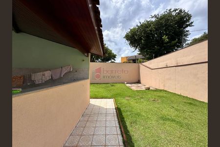 2_photo/94cf242547.c3b9fb60c1df5c5a-ATLAS-008cccbd-795a-480c-8f49-0f937f50f43c.jpg de casa à venda com 3 quartos, 342m² em Jardim das Samambaias, Jundiaí