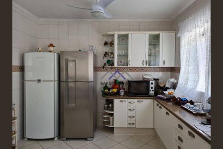 1_photo/94cf2425d3.5b63f18bcccc212e-ATLAS-74e746c3-27cd-4eff-99ba-c86b288ff6b3.jpg de casa à venda com 4 quartos, 308m² em Jardim das Samambaias, Jundiaí