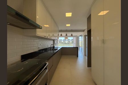 3_photo/94cf2425e1.b714fff9100266a0-ATLAS-0c15af06-ebe6-4f19-912a-51b8734eaa1c.jpg de apartamento para alugar com 4 quartos, 232m² em Jardim das Samambaias, Jundiaí